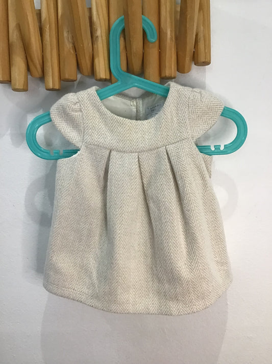 Fancy cream dress 3-6m