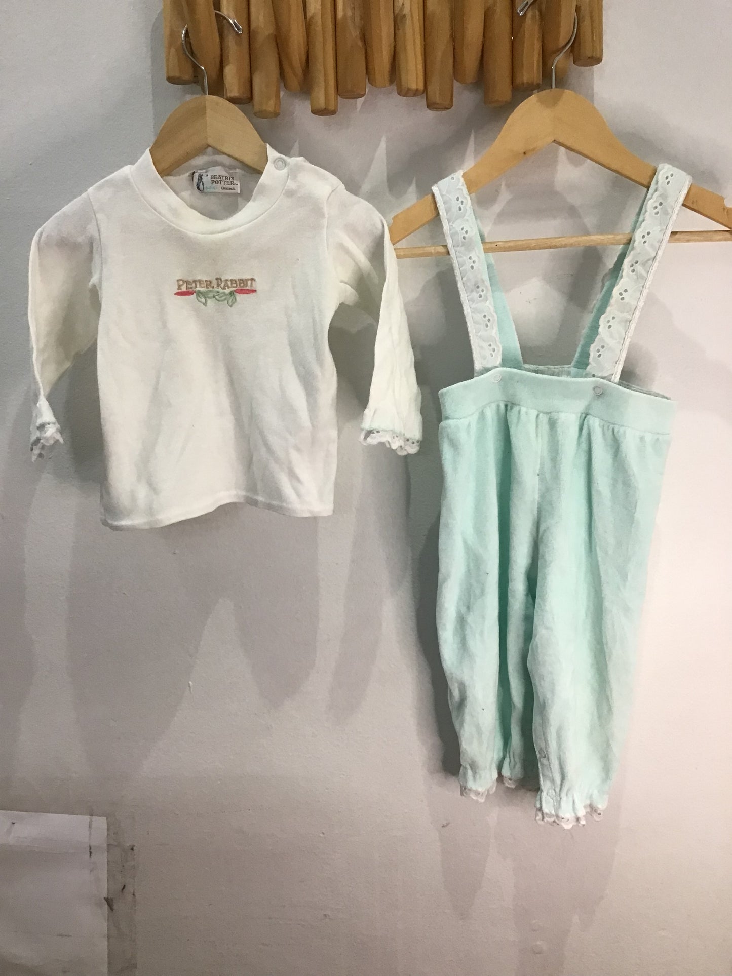 Vintage Peter Rabbit set 6-12m