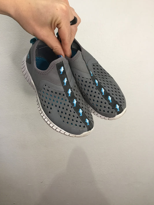 C13 New Balance water shoes