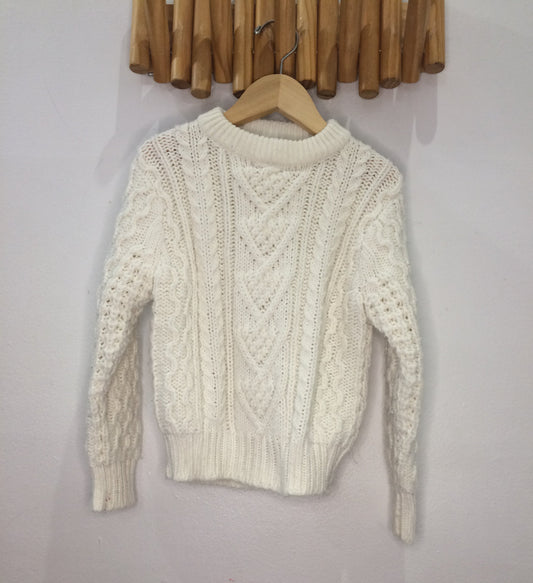 Vintage white cable knit sweater 4-5y