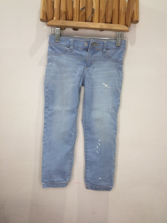 Very light wash distressed jeans 4y