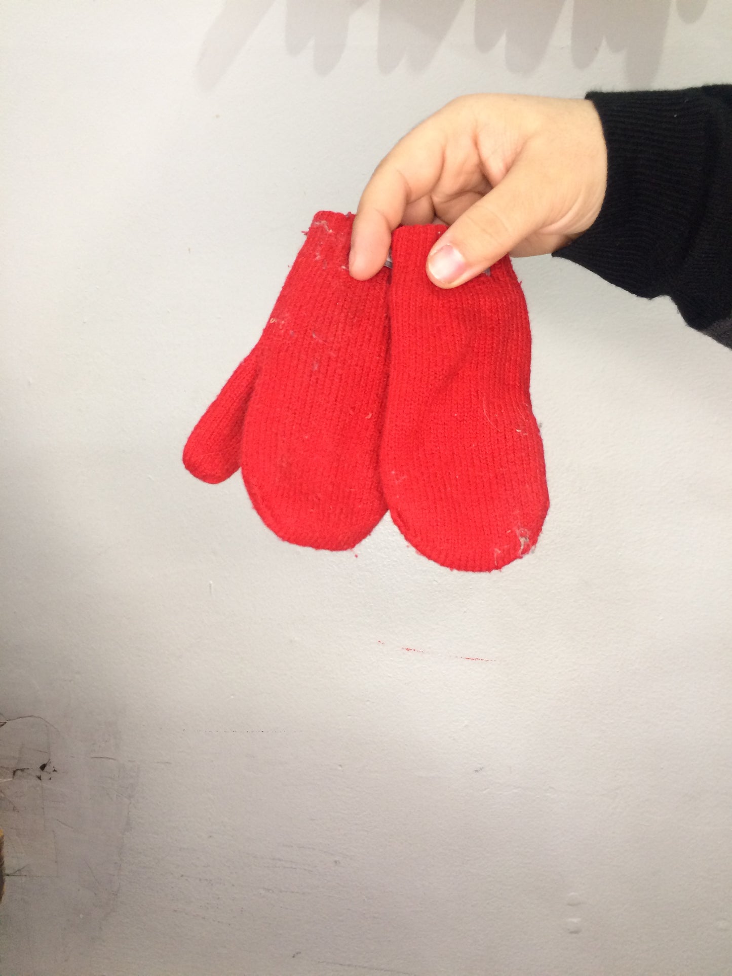 Jan & Jul red mitts 9m-3y