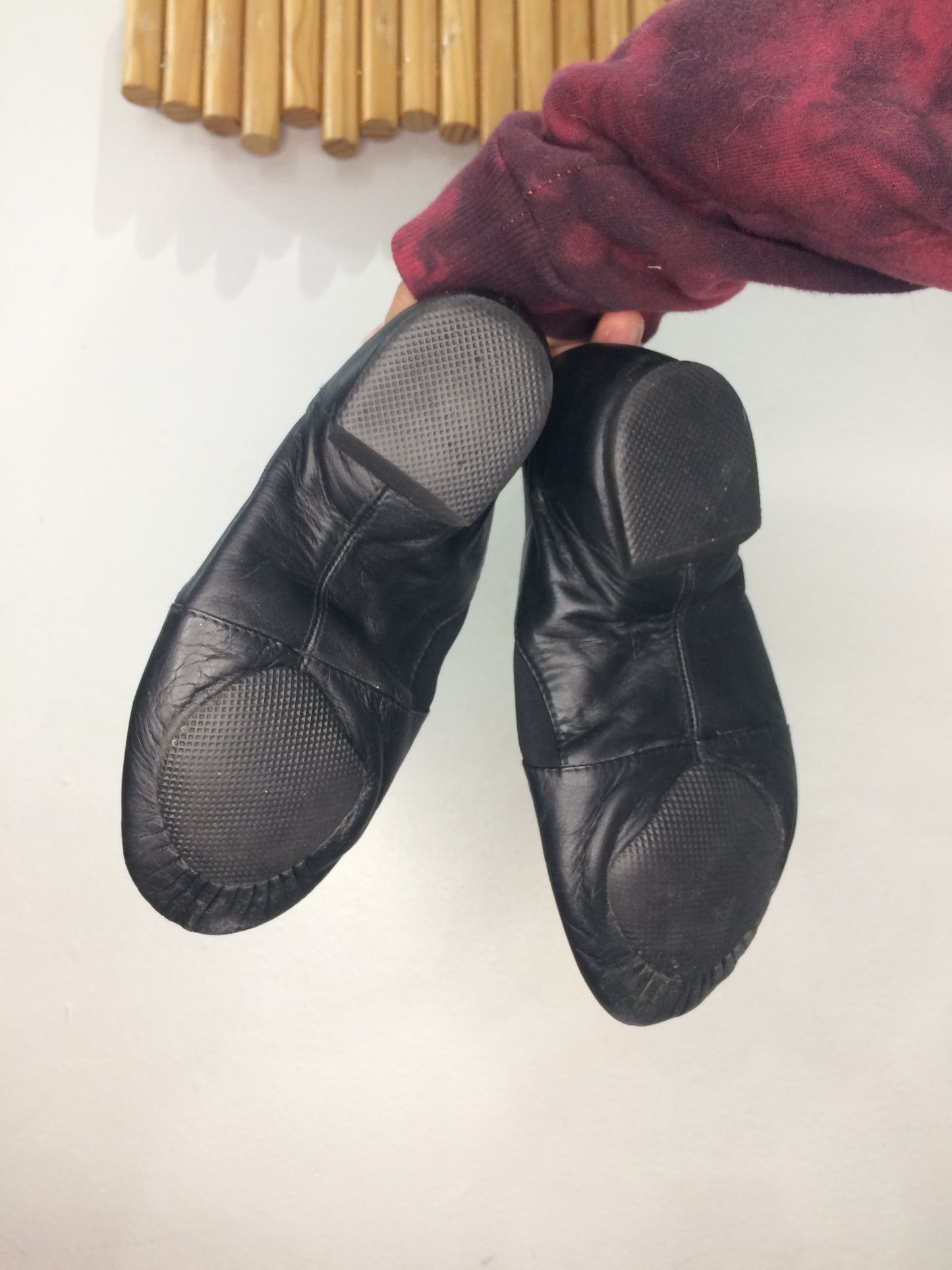 Bloch dance shoes size 6