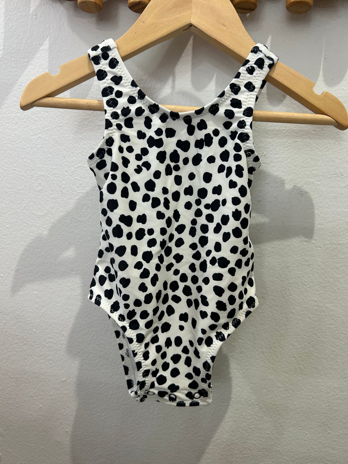 Swim one-piece black dots 3-6m