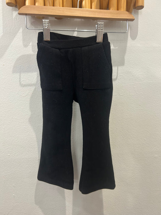 Pants black rib flared 12-18m