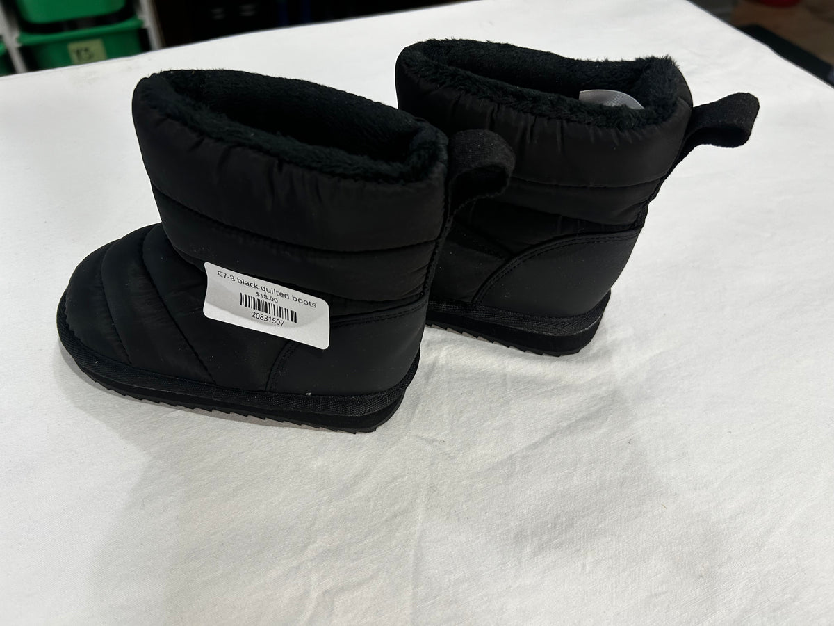 C7-8 black quilted boots