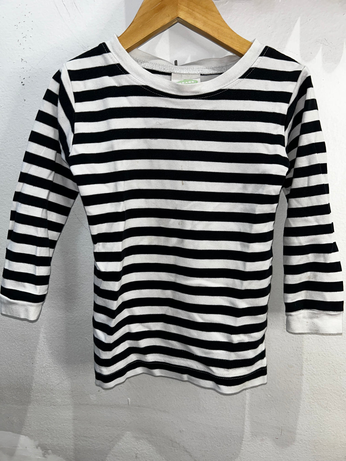 Parade Organics black striped pyjamas 4y
