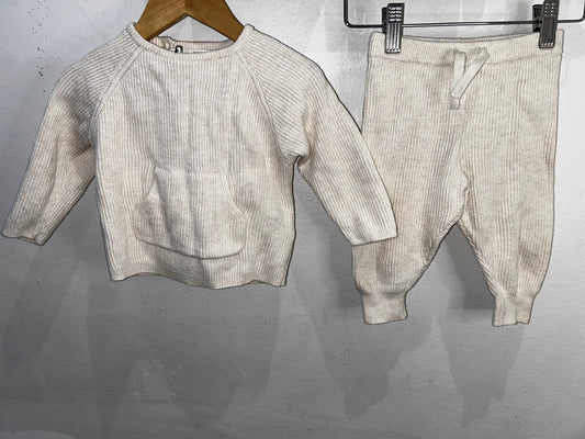 Cream ribbed sweater 6-9m