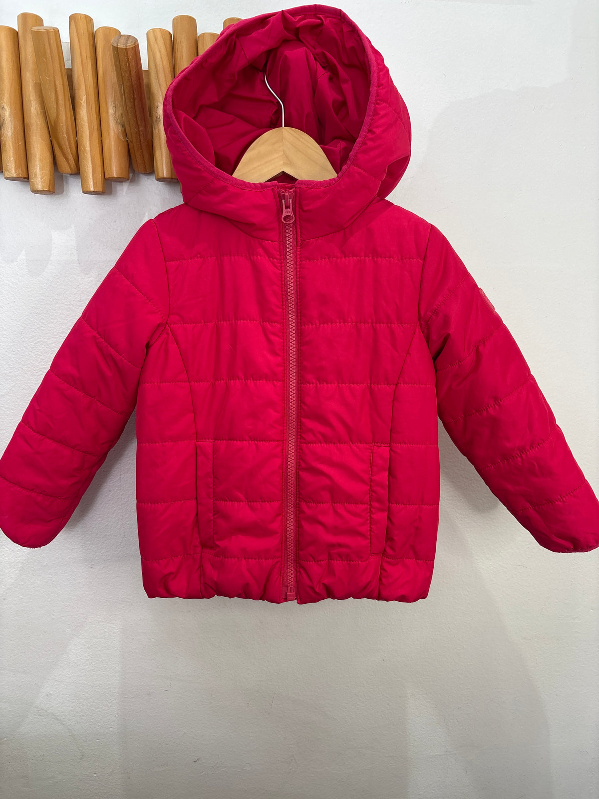 Hot pink midweight puffer jacket 4y