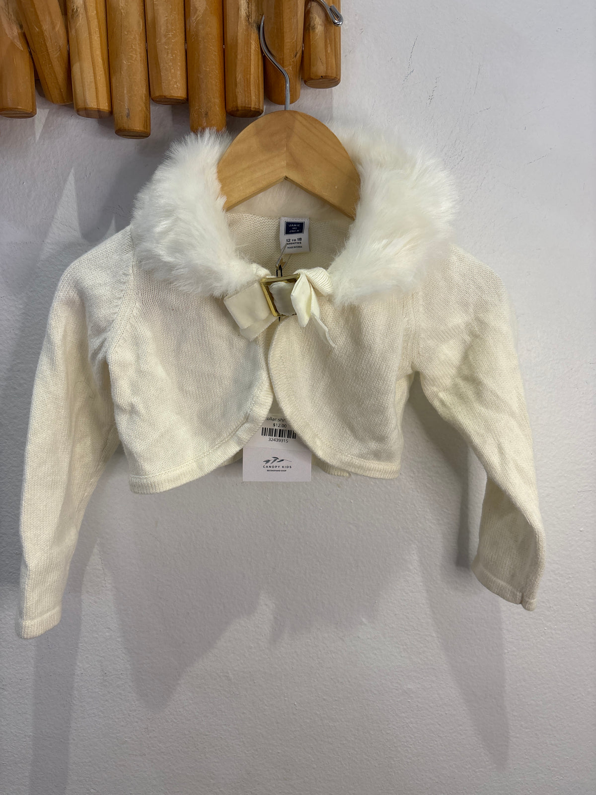 Furry collar shrug 12-18m