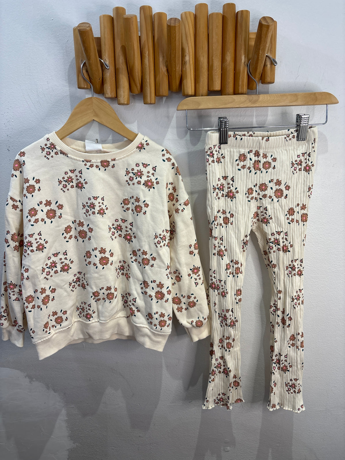 Brown flowers pullover set 5-6y