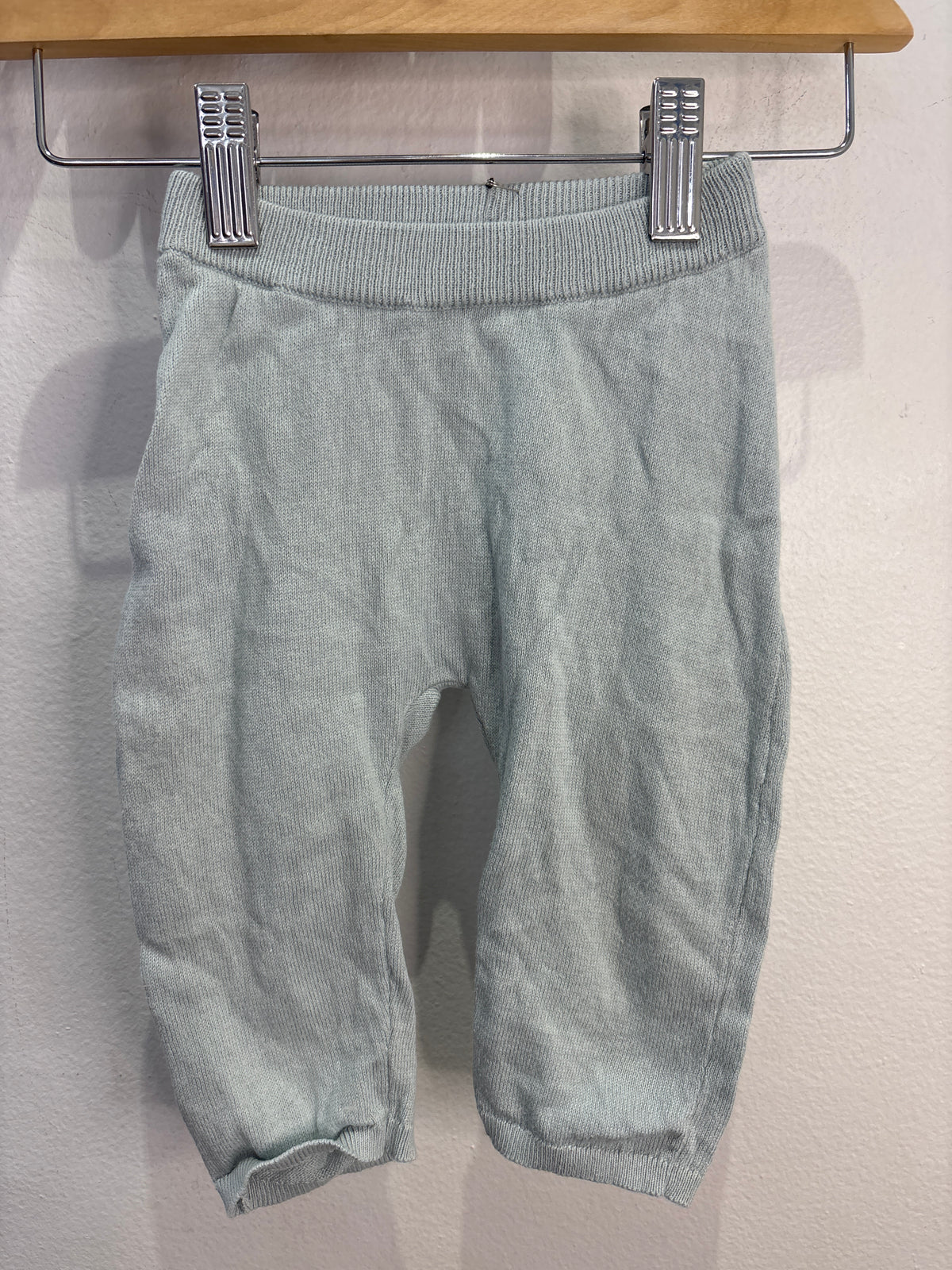 Light blue sweater pants 6-9m