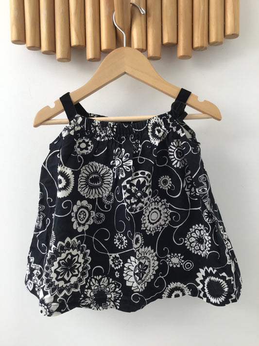 Breezy black pattern dress 3-6m